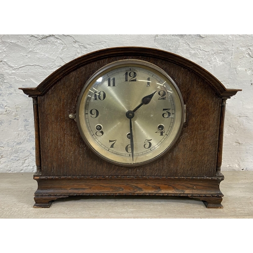 134 - An early 20th century Westminster Chime oak cased mantel clock - approx. 28cm high x 35cm wide x 17c... 