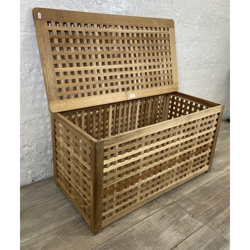 138 - A beech lattice work rectangular blanket box - approx. 50cm high x 98cm wide x 50cm deep