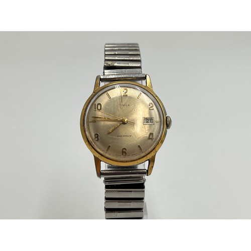 2178 - A vintage Timex hand wind men's wristwatch