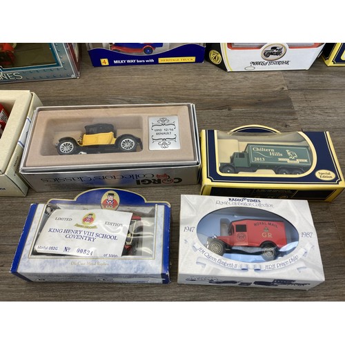 496 - A collection of boxed diecast model vehicles to include Corgi Tramlines, Corgi Collectors' Classics,... 