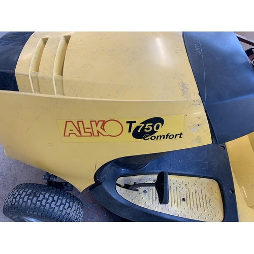 1091 - An AL-KO T750 Comfort ride-on petrol lawnmower