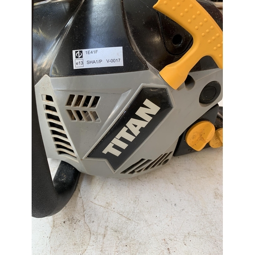 1074 - A Titan TTL759CHN petrol chainsaw