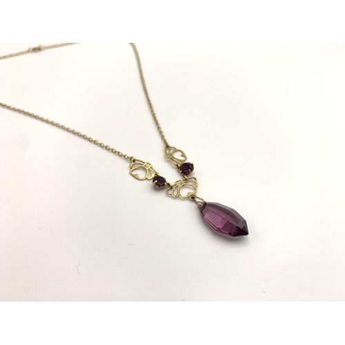 2140 - A 9ct gold amethyst set pendant necklace - approx. gross weight 3.2g