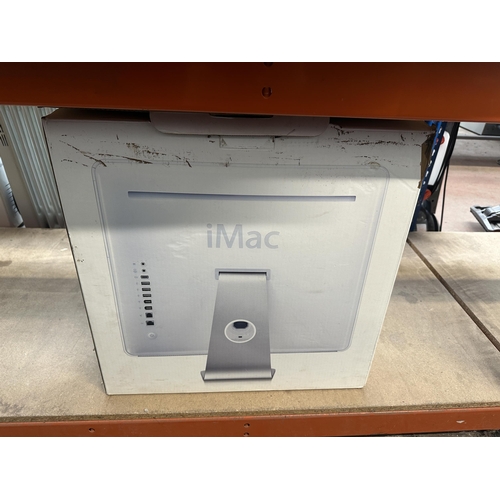 770 - A boxed Apple iMac G5 17