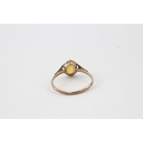 2012 - A 9ct gold oval cut topaz paste dress ring - approx. gross weight 1.1g