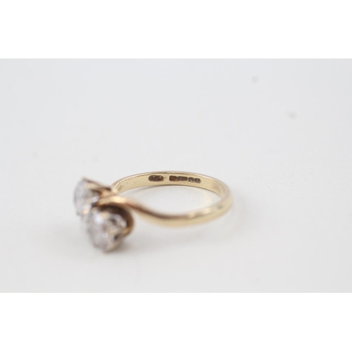 2013 - A 9ct gold cubic zirconia toi et moi ring - approx. gross weight 2.4g