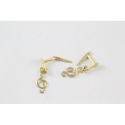 2072 - A pair of 9ct gold music note drop earrings - approx. gross weight 0.3g