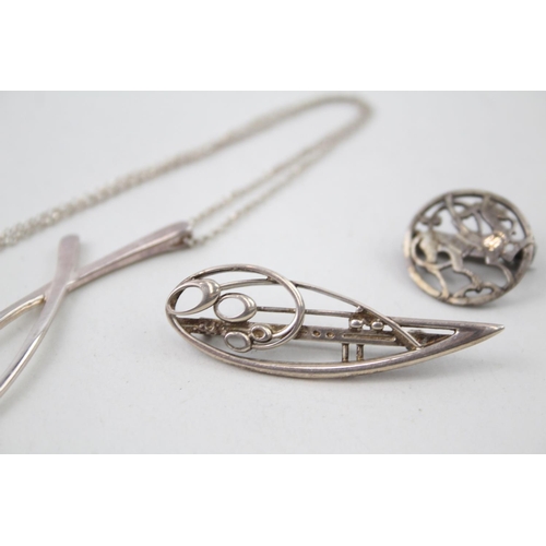 2086 - Three pieces of Celtic sterling silver jewellery to include Malcolm Gray for Ortak pendant necklace,... 