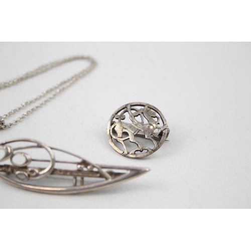 2086 - Three pieces of Celtic sterling silver jewellery to include Malcolm Gray for Ortak pendant necklace,... 