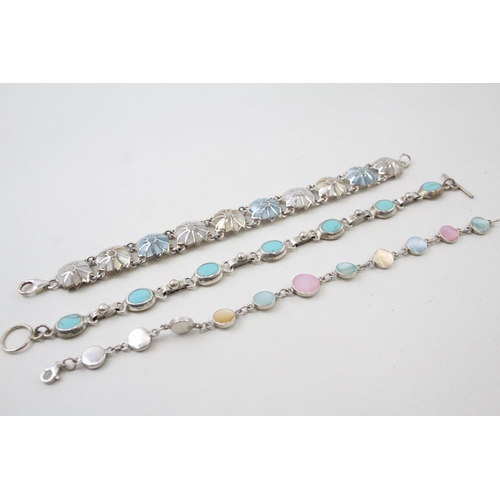 2092 - Three .925 silver gemstone set bracelets, two mother of pearl and one turquoise - approx. gross weig... 