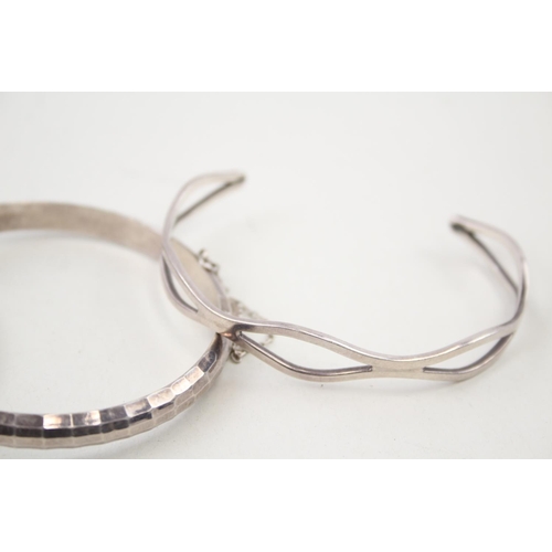 2108 - Three Minimalist sterling silver bangles - approx. gross weight 39g