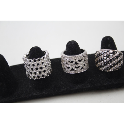 2115 - Five .925 silver CZ rings - approx. gross weight 52g