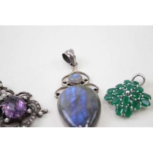 2118 - Six sterling silver gemstone pendants to include amethyst, emerald, labradorite etc. - approx. gross... 