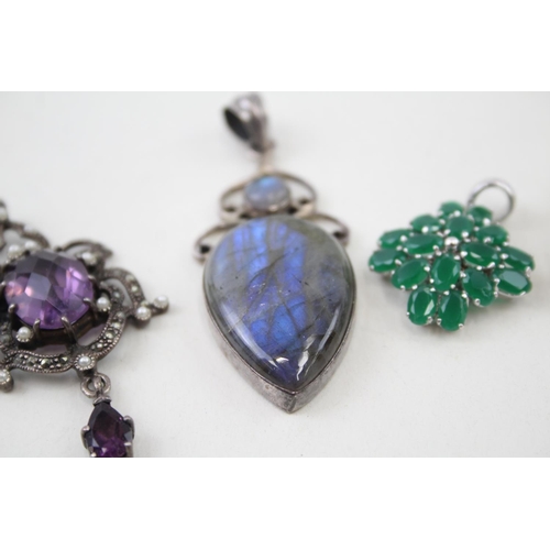 2118 - Six sterling silver gemstone pendants to include amethyst, emerald, labradorite etc. - approx. gross... 