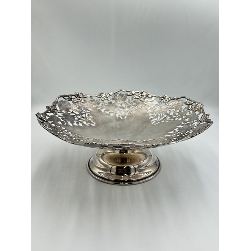 2201 - An Atkin Brothers hallmarked Sheffield silver pierced pedestal bowl with foliate design, dated 1933 ... 