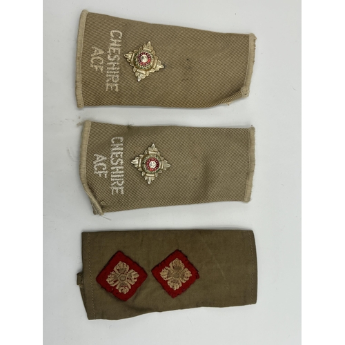 2295 - Ten military cloth patches and epaulettes to include Cheshire A.C.F. etc.