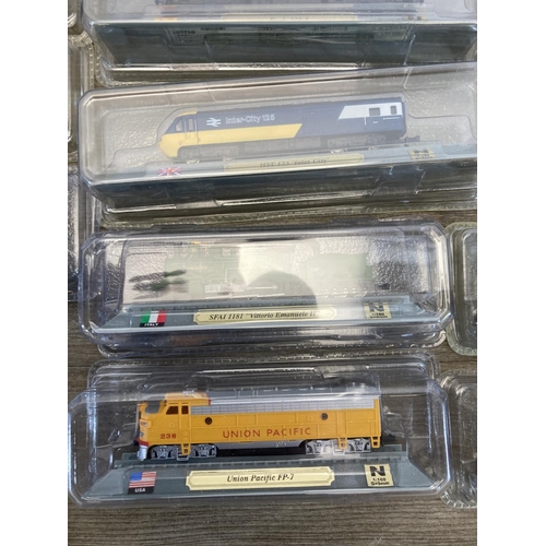 422 - A collection of cased Del Prado model locomotives