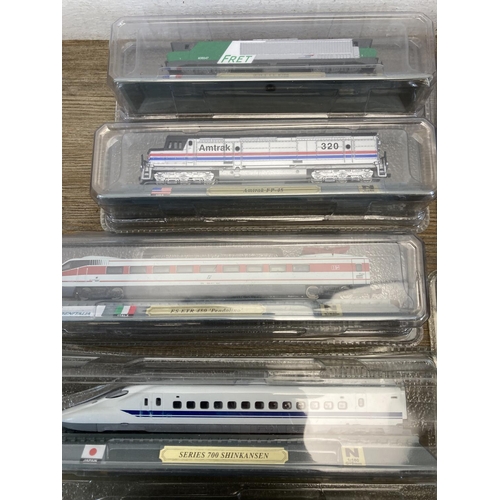 422 - A collection of cased Del Prado model locomotives