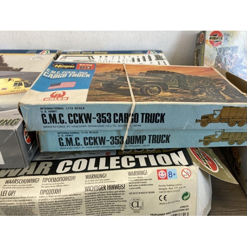 429 - A large collection of model kits to include Airfix RAF Emergency set, Airfix 25PDR Field Gun & Morri... 