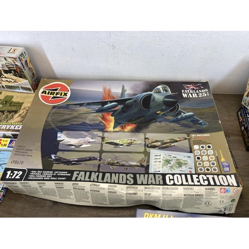 429 - A large collection of model kits to include Airfix RAF Emergency set, Airfix 25PDR Field Gun & Morri... 