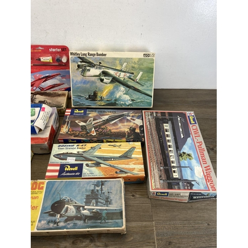 437 - A collection of model kits to include Airfix, Revell, Frog etc.