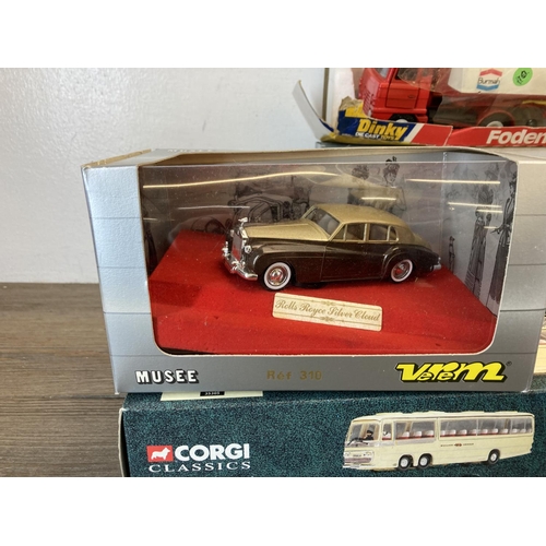 447 - A collection of boxed diecast model vehicles to include Corgi Limited Vintage Glory Edition Sentinel... 