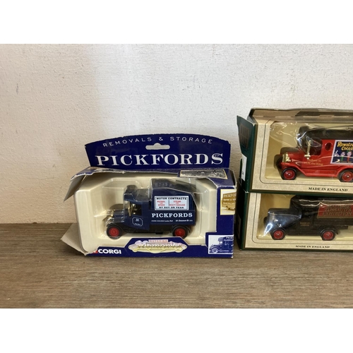 479 - A collection of diecast model vehicles to include Corgi, Lledo, Bburago etc.