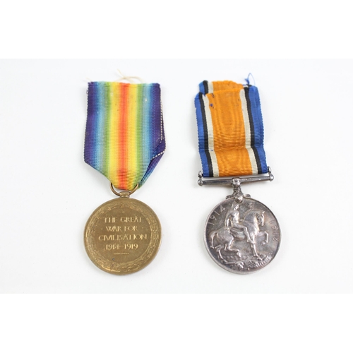 2289 - A WWI British medal pair presented to 624573 Gnr. J. H. Evans R.A.