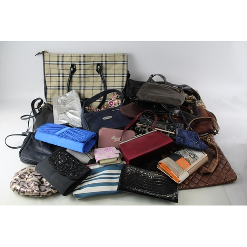 500 - A collection of modern handbags and purses