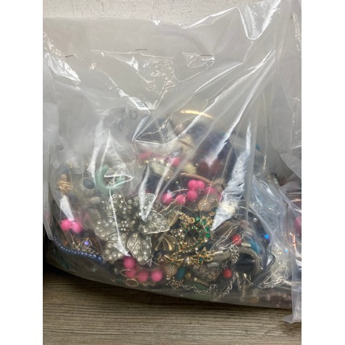 517A - Approx. 20kg of costume jewellery