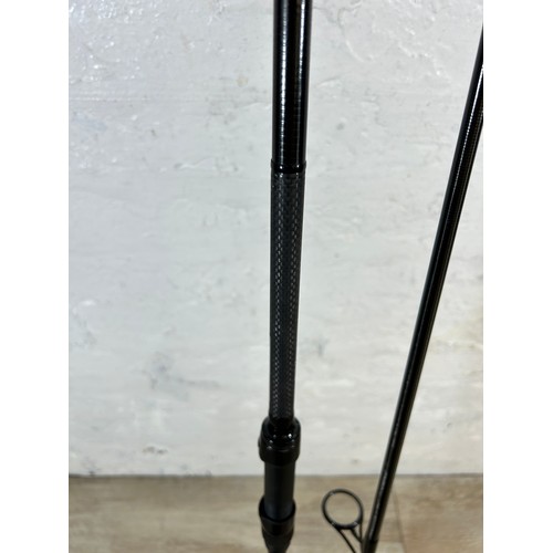 1008 - A Horizon X3 12' fishing rod