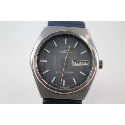 2185 - A vintage Fortis Quartz-Leader men's wristwatch