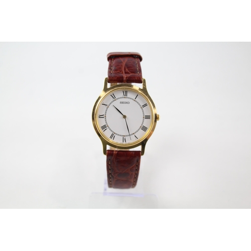 2192 - A Seiko gold tone quartz men's wristwatch