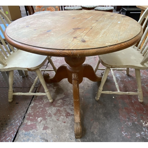 114 - Four pieces of furniture, one pine circular pedestal dining table - approx. 75cm high x 92cm diamete... 