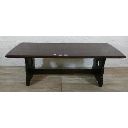 203 - An oak rectangular coffee table