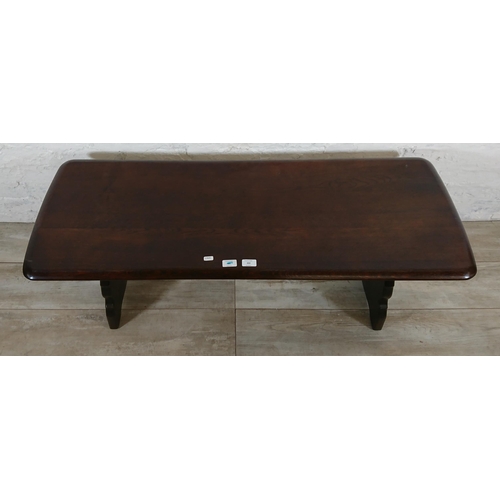 203 - An oak rectangular coffee table