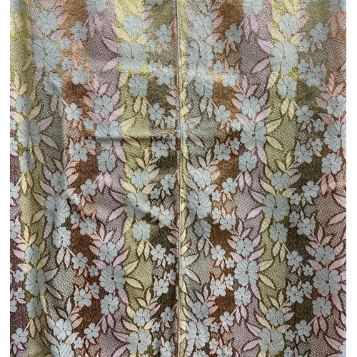 211 - Thirteen pairs of curtains of various sizes to include 1970s floral etc.