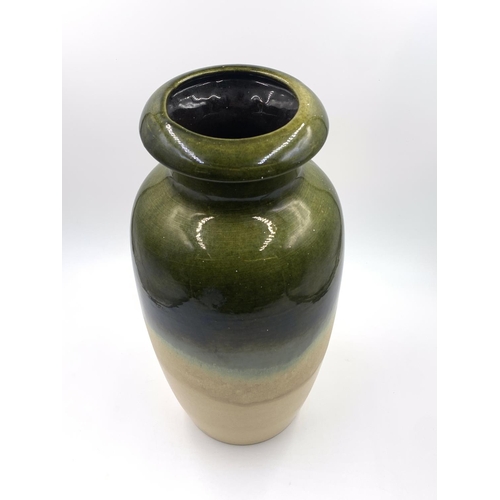 361 - A mid 20th century West German Scheurich Fat Lava 291-38 vase