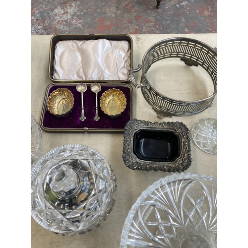 375 - A collection of glassware and silver plated items to include Edinburgh Crystal circular bowl, atomis... 