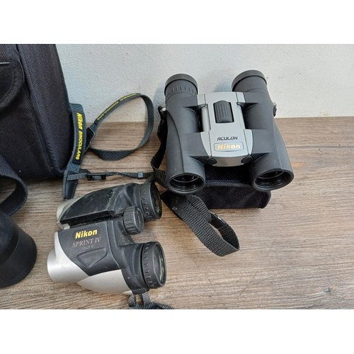 659 - Seven pairs of Nikon binoculars to include Action 8x40, Aculon A30 10x25, Eagleview 8-24x25 zoom, Tr... 