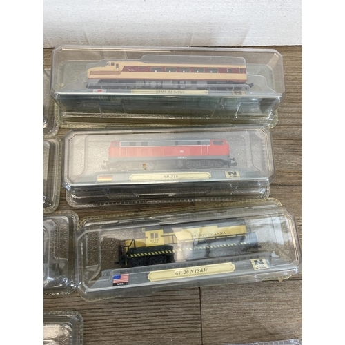 422 - A collection of cased Del Prado model locomotives