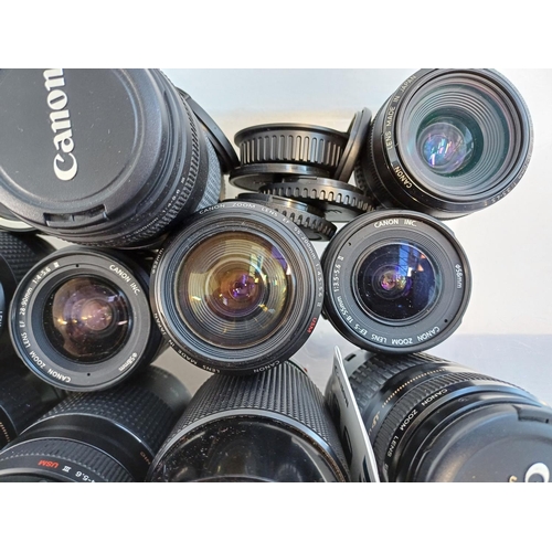 698 - A collection of Canon lenses