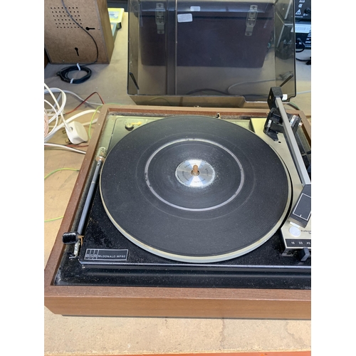 760 - A BSR McDonald MP60 four-speed turntable