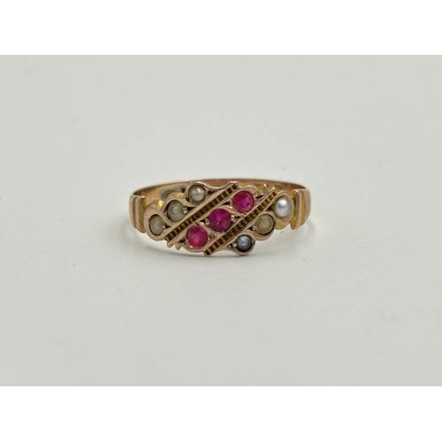 2192 - A Victorian hallmarked Chester 9ct gold ruby and seed pearl ring, dated 1894, size N - approx. gross... 