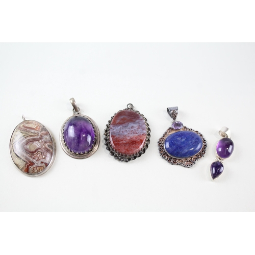 2156 - Five sterling silver gemstone pendants to include moss agate, lapis lazuli etc. - approx. gross weig... 