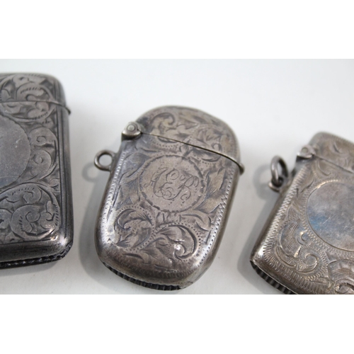 2327 - Three antique hallmarked silver vesta cases - approx. gross weight 52g