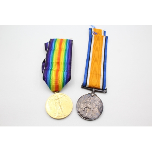 2363 - A WWI British medal pair presented to 1493 Cpl. W. G. Hawkins 12 - Lond. R.