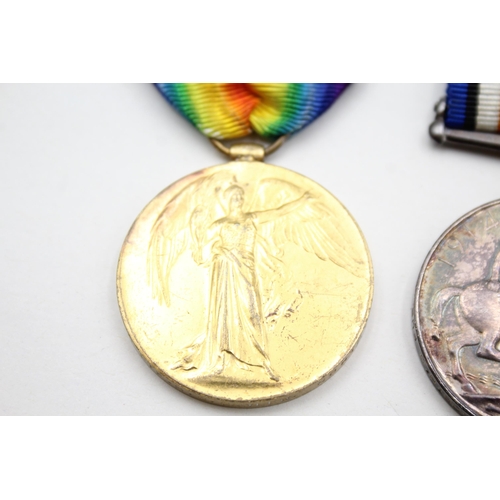 2364 - A WWI British medal pair presented to 7-5290 Pte. H. G. Gayler North'd Fus.