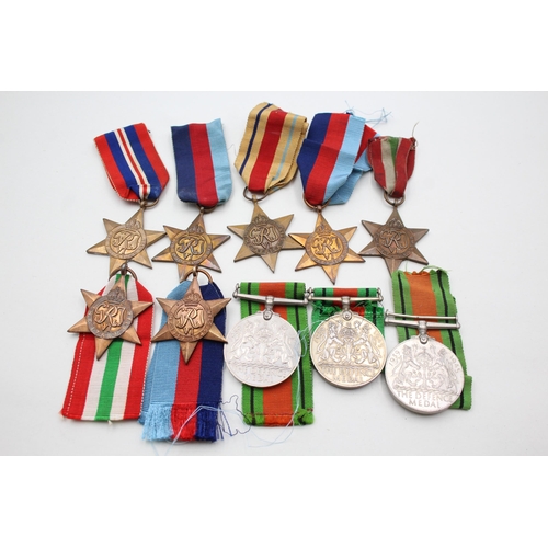 2369 - Ten WWII medals