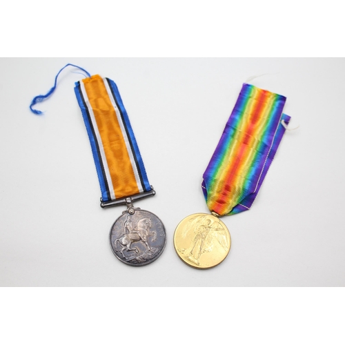 2370 - A WWI British medal pair presented to 26831 Pte. H. Parker Oxf. & Bucks. L.I.